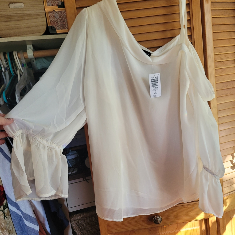 Elegant Cream Women's Top